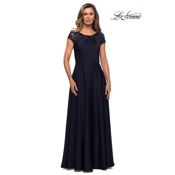 NWT La Femme Cap Sleeve Evening Gown - size 10 - Picture 1 of 8